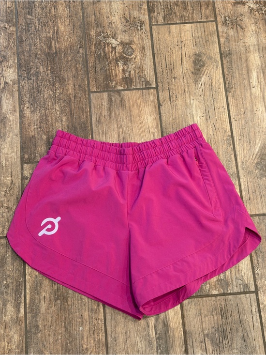 Peloton Pants - Peloton Hot Pink Women's Peloton 4" Tulip Run Shorts
